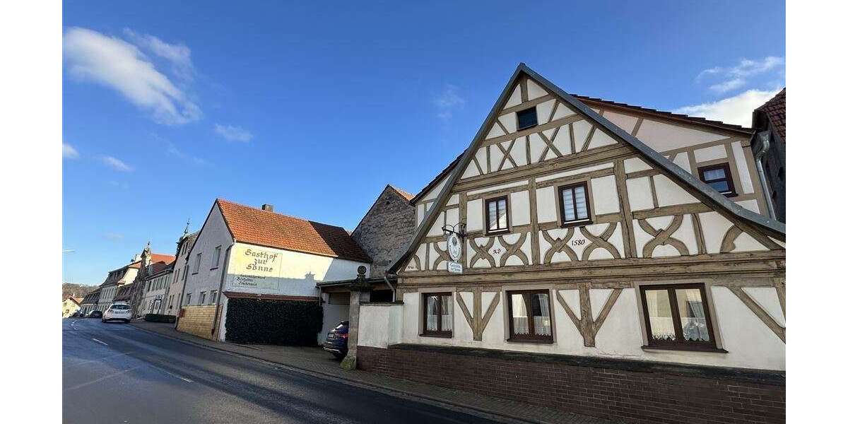 Einfamilienhaus Ebelsbach - 13 Zimmer, 400 m&sup2;, 320.000&euro; | Angebot:23873695