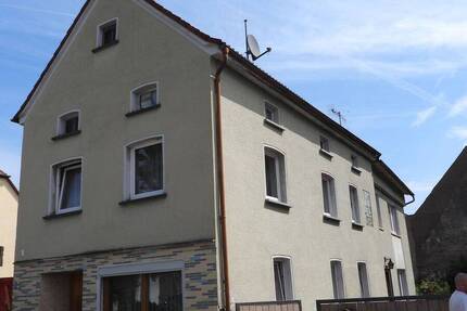Haus Mühlhausen - 1 Zimmer, 370 m&sup2;, 295.000&euro; | Angebot:25695706