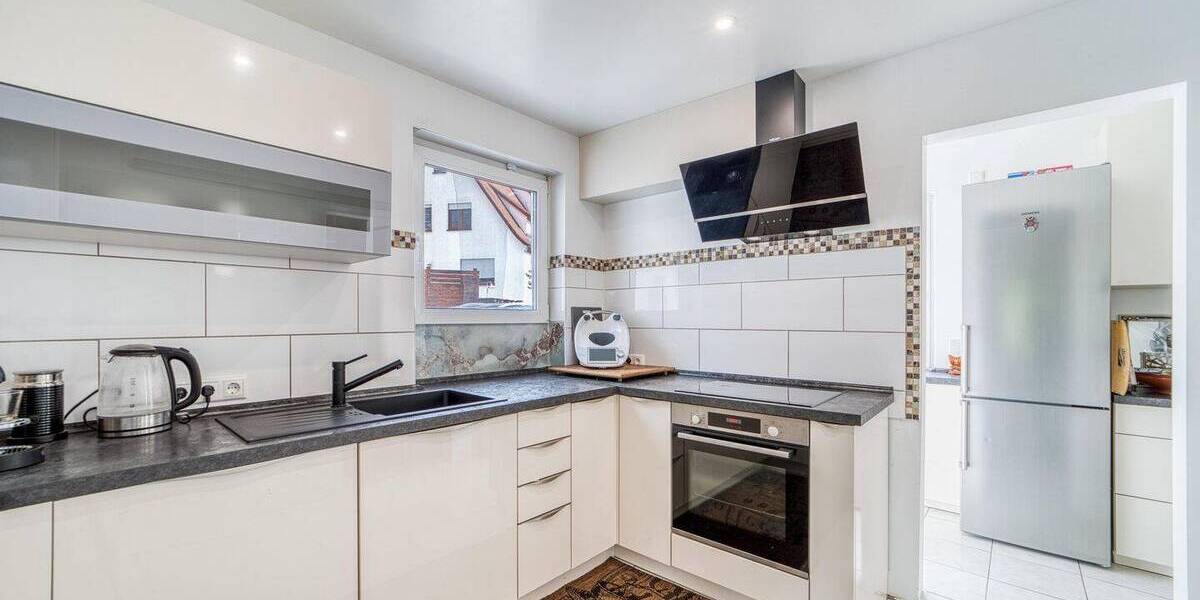 Doppelhaushälfte Hemhofen - 7 Zimmer, 180 m&sup2;, 685.000&euro; | Angebot:25685548