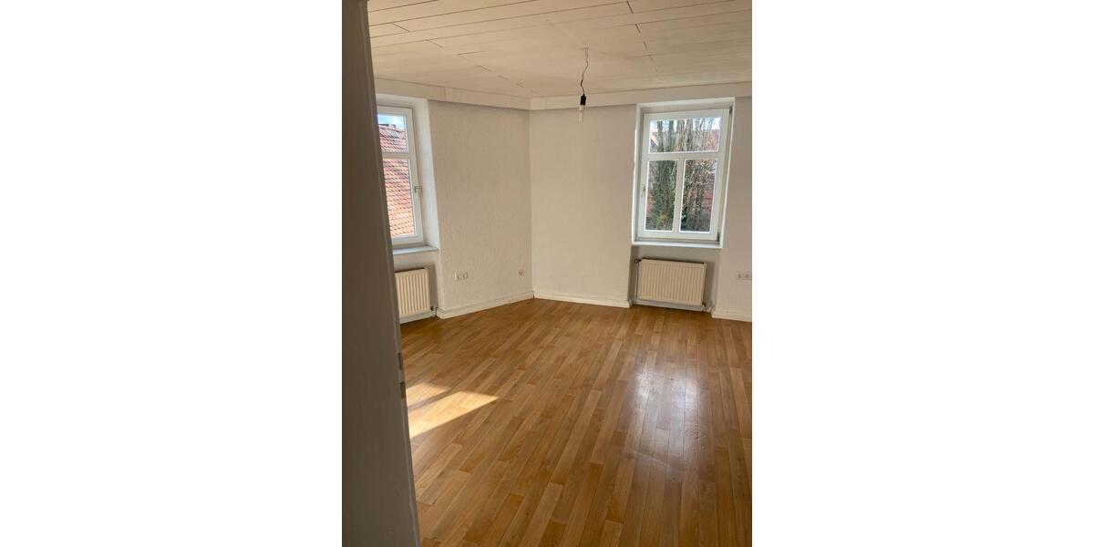 Mehrfamilienhaus, Wohnhaus Bamberg Gereuth - 14 Zimmer, 205 m&sup2;, 670.000&euro; | Angebot:27082715