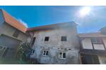 Einfamilienhaus Zapfendorf - 6 Zimmer, 150 m&sup2;, 200.000&euro; | Angebot:26739801