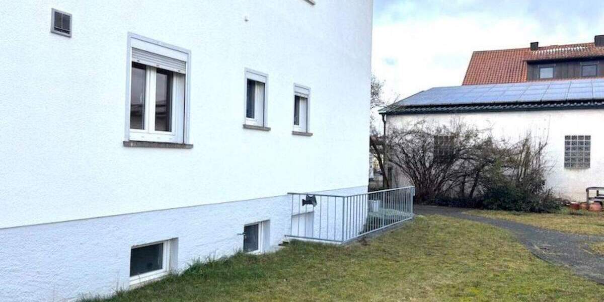 Mehrfamilienhaus, Wohnhaus Strullendorf - 9 Zimmer, 206 m&sup2;, 389.000&euro; | Angebot:25662851