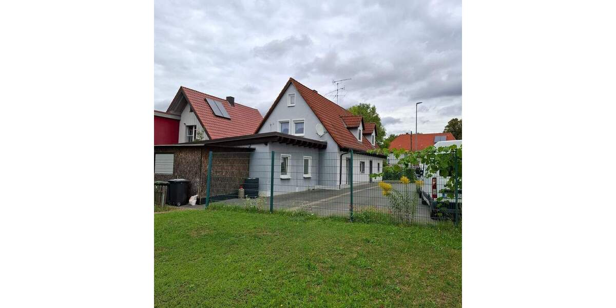 Mehrfamilienhaus, Wohnhaus Bad Staffelstein - 6 Zimmer, 150 m&sup2;, 290.000&euro; | Angebot:25769832
