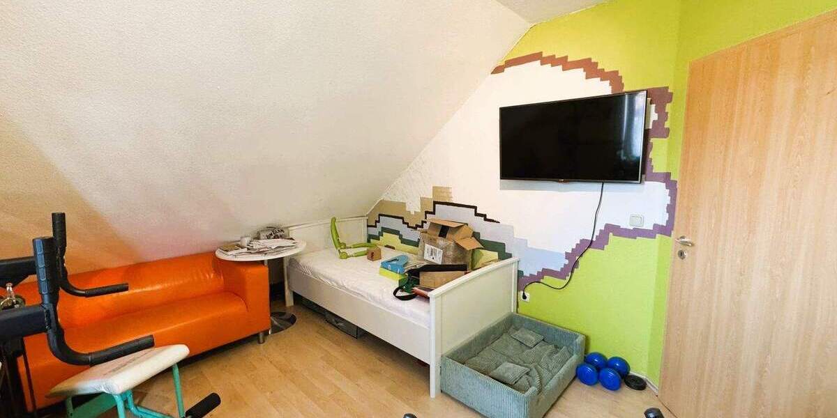 Einfamilienhaus Burghaslach - 6 Zimmer, 130 m&sup2;, 425.000&euro; | Angebot:25744156