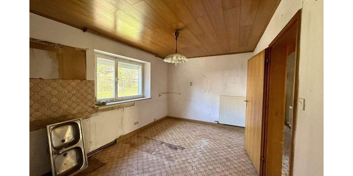 Einfamilienhaus Weilersbach - 6 Zimmer, 137 m&sup2;, 189.000&euro; | Angebot:25905561