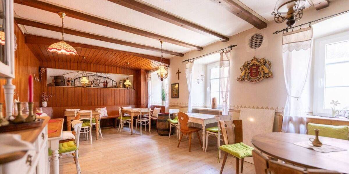 Mehrfamilienhaus, Wohnhaus Scheßlitz Straßgiech - 1 Zimmer, 200 m&sup2;, 995.000&euro; | Angebot:26806051