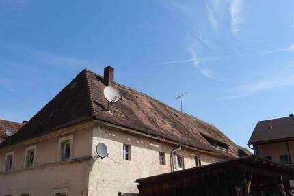 Haus Mühlhausen - 6 Zimmer, 200 m&sup2;, 75.000&euro; | Angebot:26834794
