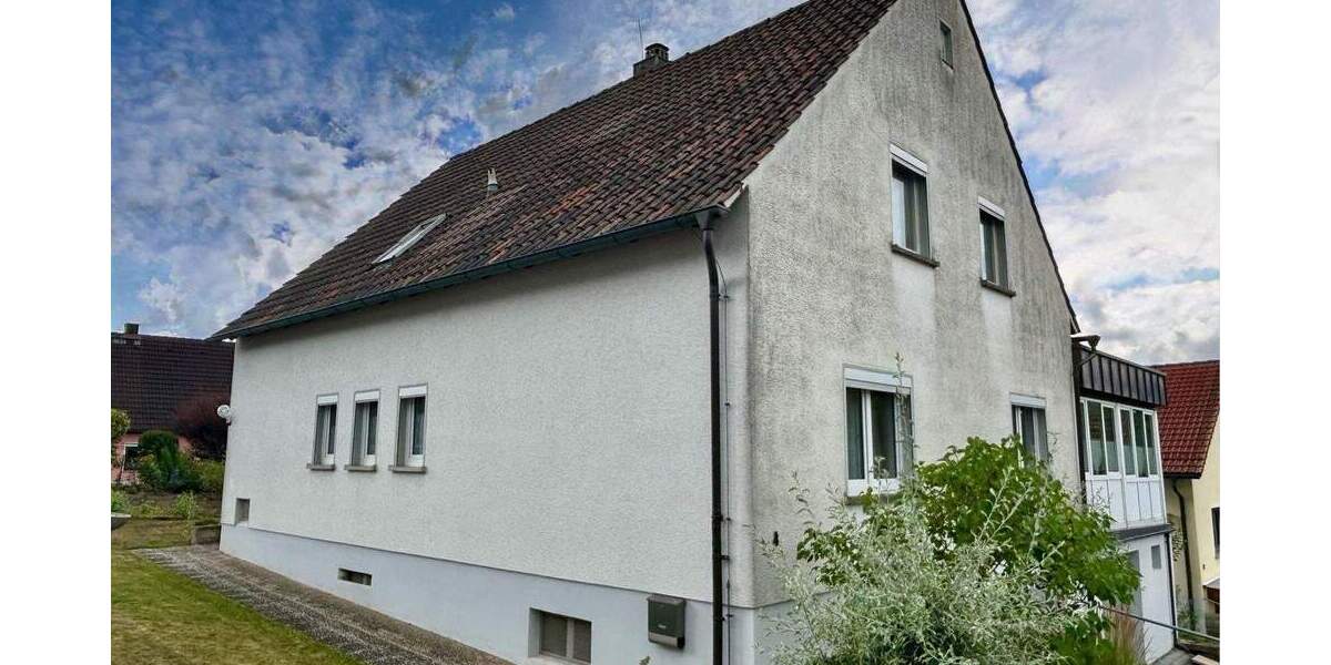 Einfamilienhaus Schlüsselfeld Aschbach - 9 Zimmer, 210 m&sup2;, 198.000&euro; | Angebot:25862875