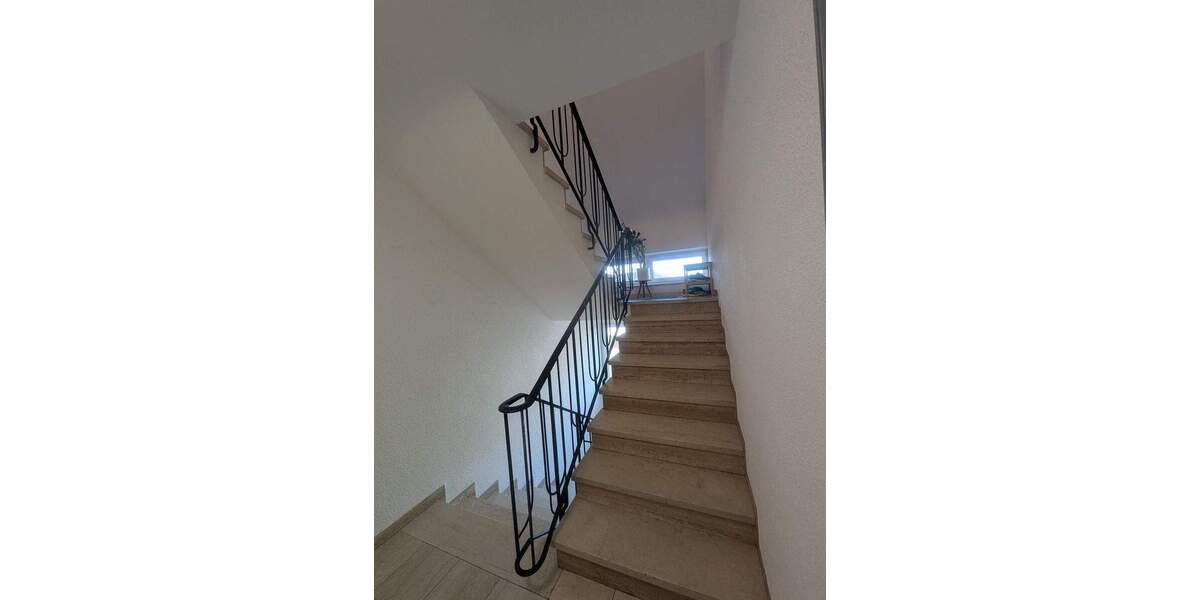 Etagenwohnung Hallstadt - 3 Zimmer, 66 m&sup2;, 255.000&euro; | Angebot:25672915