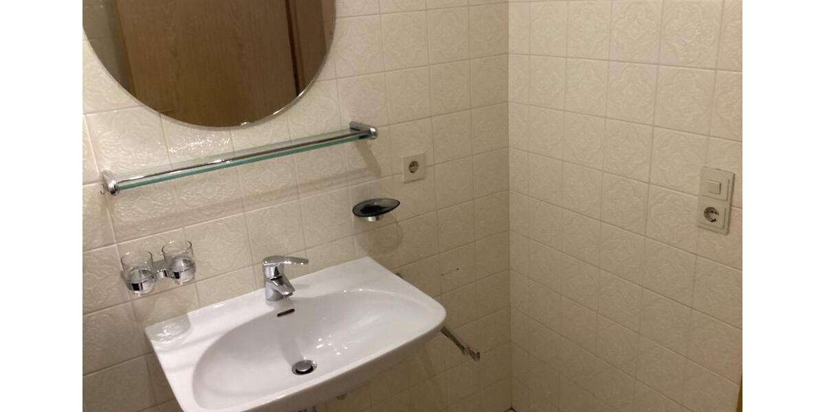 Dachgeschoßwohnung Bamberg Am Bruderwald - 2 Zimmer, 65 m&sup2;, 625&euro; | Angebot:25934644