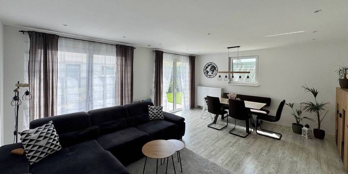 Reihenendhaus Höchstadt - 4 Zimmer, 136 m&sup2;, 499.000&euro; | Angebot:26290628