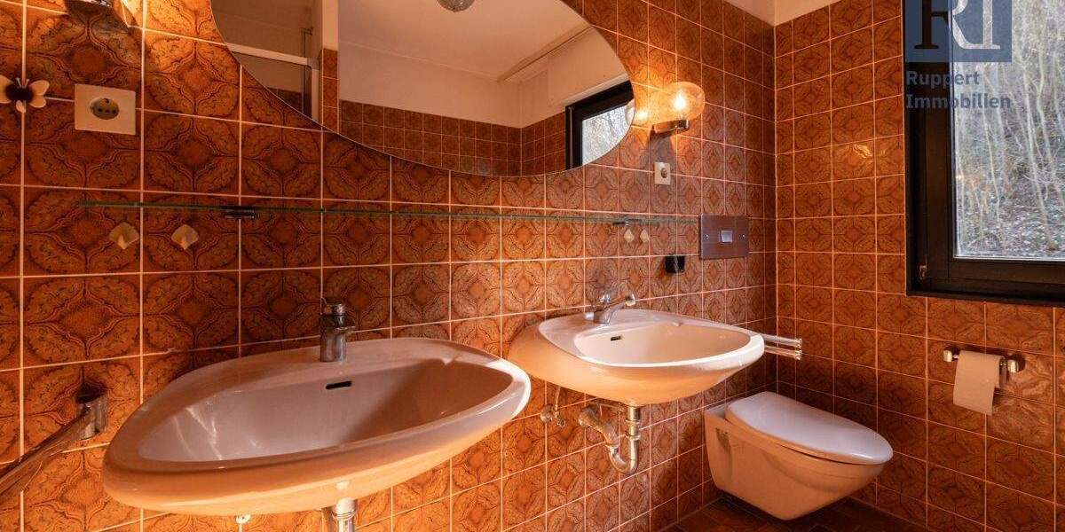 Einfamilienhaus Eltmann - 8 Zimmer, 140 m&sup2;, 295.000&euro; | Angebot:25909245