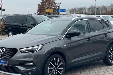 Opel Grandland (X) 69.000 km 16.800 &euro; Bamberg 96052