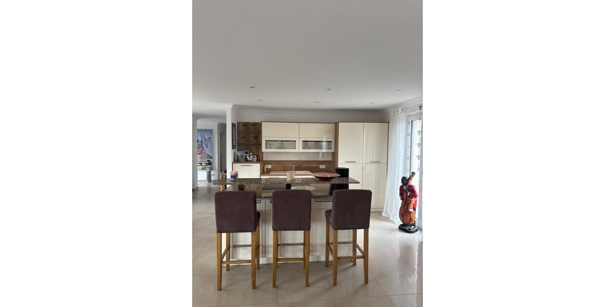 Einfamilienhaus Bamberg Gereuth - 3 Zimmer, 175 m&sup2;, 2.450&euro; | Angebot:25875110