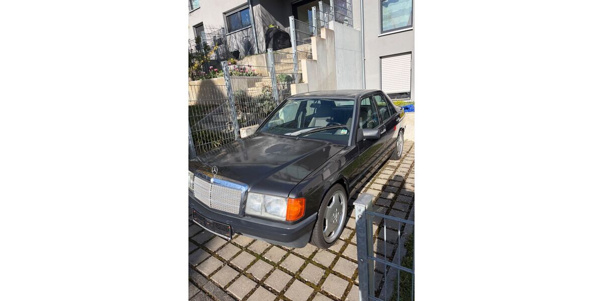 Mercedes-Benz 190 116.000 km 11.200 &euro; Forchheim 91301