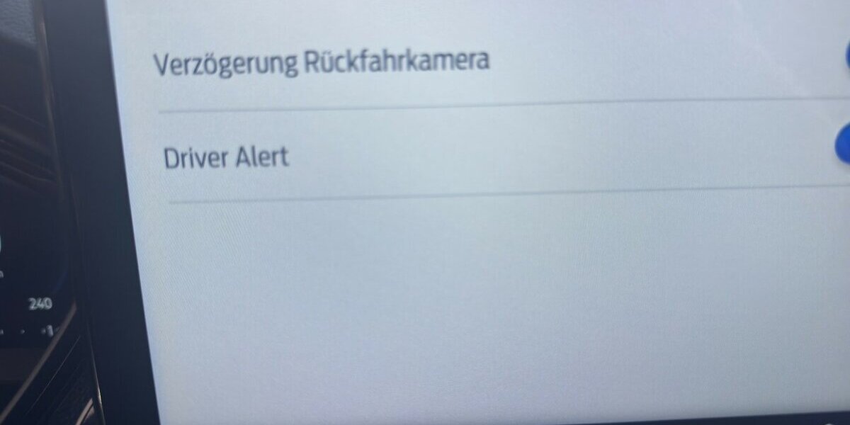 Ford Focus Turnier ST-Line X*Aut./Pano/AHK/Navi/SHZG/PD 17.607 km 22.490 &euro; Bamberg 96052