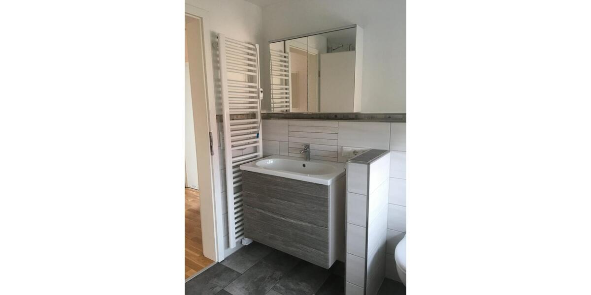 Dachgeschoßwohnung Ebensfeld - 2 Zimmer, 74 m&sup2;, 710&euro; | Angebot:26195886