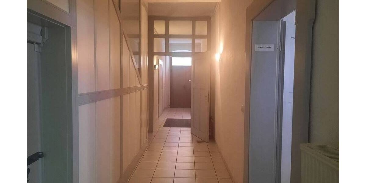 Mehrfamilienhaus, Wohnhaus Schlüsselfeld Aschbach - 9 Zimmer, 273 m&sup2;, 265.000&euro; | Angebot:25678474