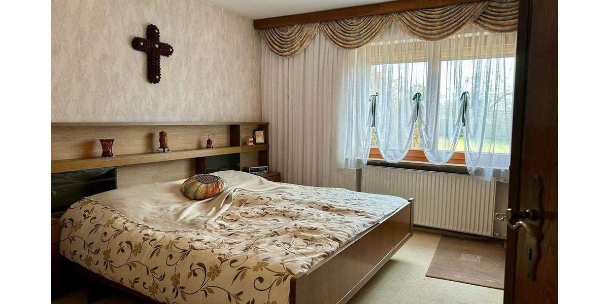 Einfamilienhaus Adelsdorf Aisch - 6 Zimmer, 122 m&sup2;, 299.000&euro; | Angebot:25677867