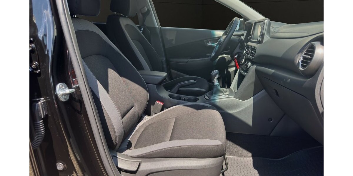 Hyundai Kona Advantage *Navi/Kamera/Krell/SHZG/PDC/1.HD* 62.427 km 14.390 &euro; Bamberg 96052
