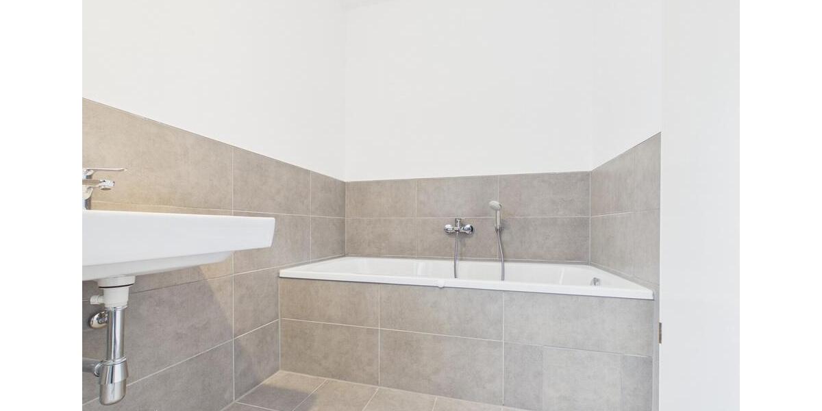 Doppelhaushälfte Gundelsheim - 5 Zimmer, 172 m&sup2;, 2.165&euro; | Angebot:25900166