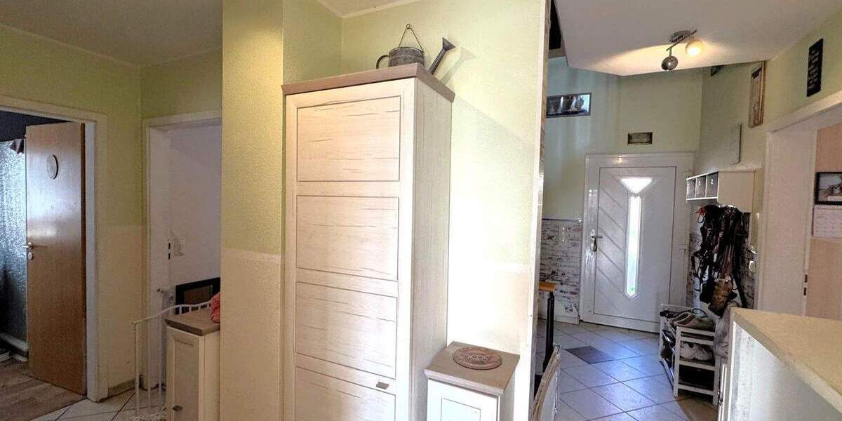 Einfamilienhaus Burghaslach - 6 Zimmer, 130 m&sup2;, 425.000&euro; | Angebot:25744156