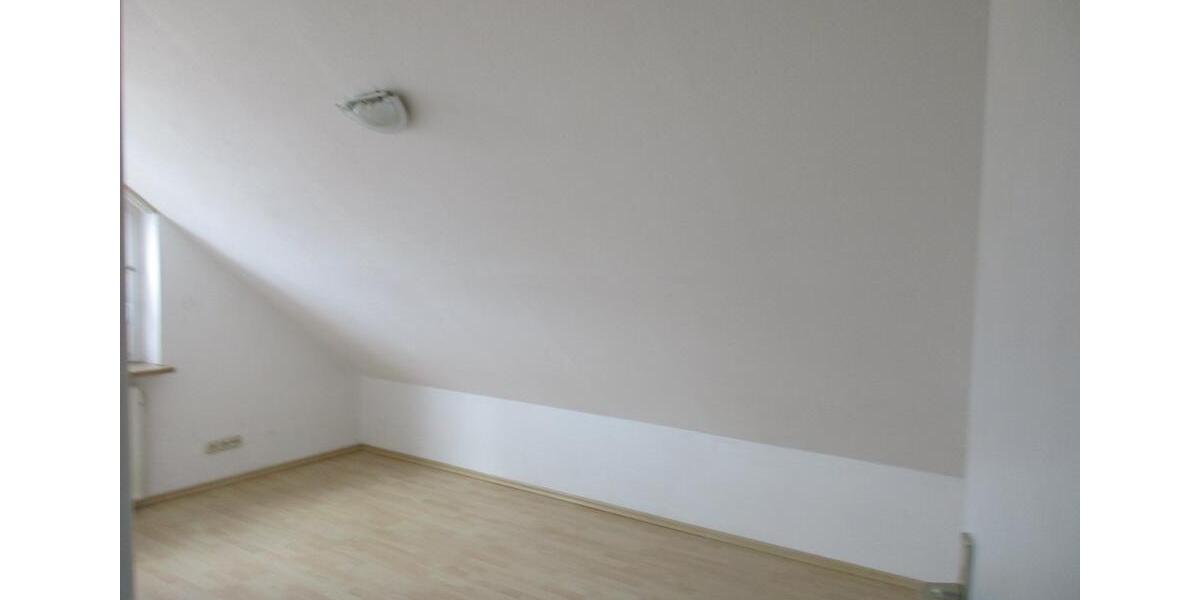 Dachgeschoßwohnung Forchheim - 3 Zimmer, 90 m&sup2;, 333.000&euro; | Angebot:25948091