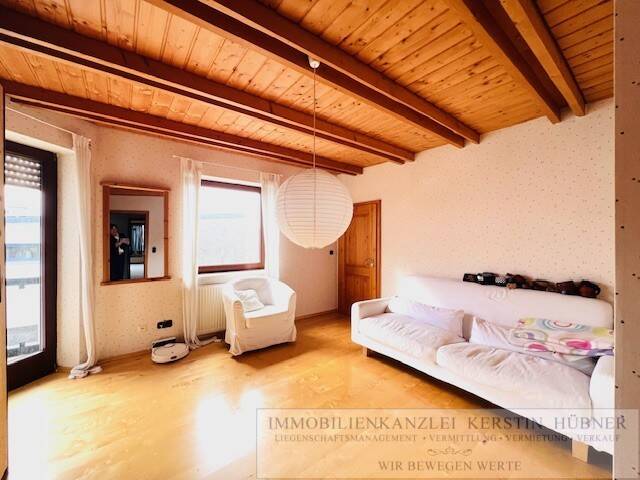 Einfamilienhaus Burgebrach - 6 Zimmer, 196 m&sup2;, 650.000&euro; | Angebot:26092050