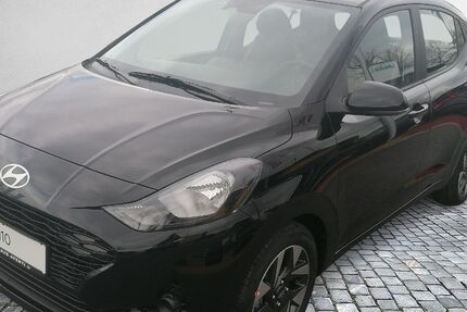 Hyundai i10 4.490 km 15.429 &euro; Bamberg 96052