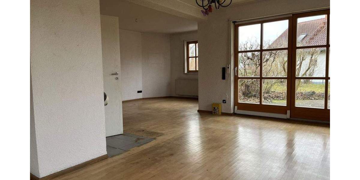 Doppelhaushälfte Stegaurach - 5 Zimmer, 126 m&sup2;, 595.000&euro; | Angebot:25879720