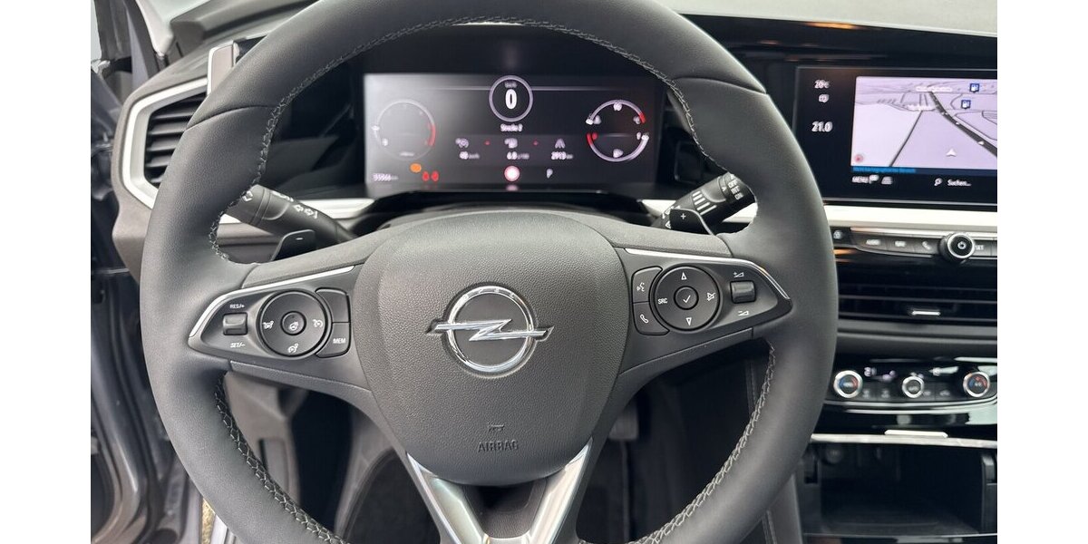 Opel Grandland Ultimate *ACC/Navi/19Zoll Alu/LED/el.Hec 35.065 km 23.980 &euro; Bamberg 96052