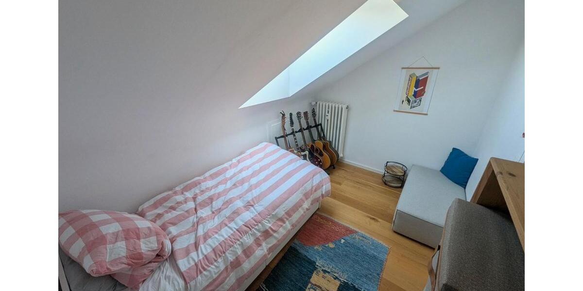 Dachgeschoßwohnung Hallstadt - 3 Zimmer, 63 m&sup2;, 245.000&euro; | Angebot:26767575