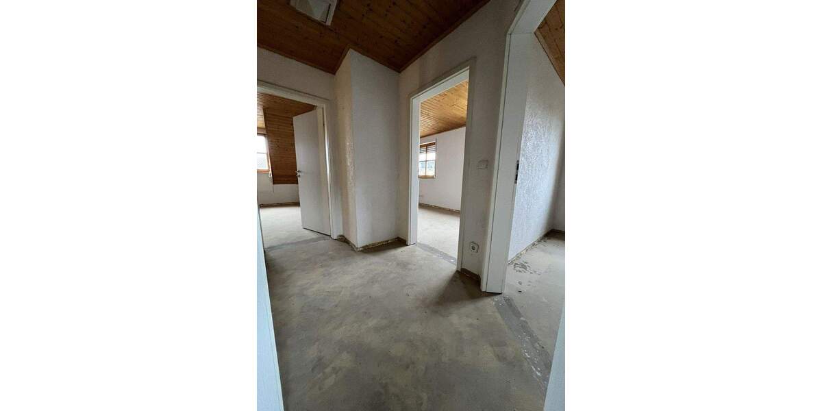 Doppelhaushälfte Stegaurach - 5 Zimmer, 126 m&sup2;, 595.000&euro; | Angebot:25879720