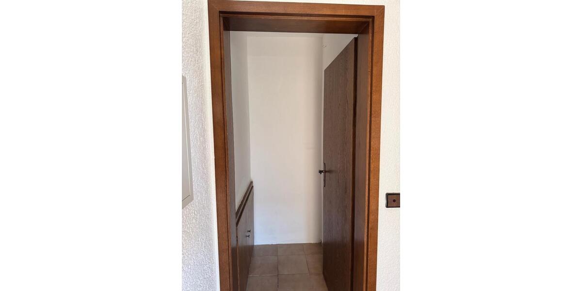 Etagenwohnung Lauter - 2 Zimmer, 60 m&sup2;, 700&euro; | Angebot:26285844
