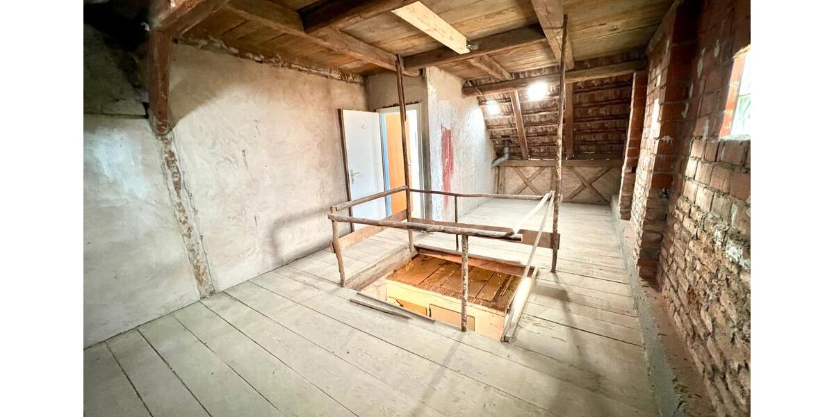 Einfamilienhaus Litzendorf - 7 Zimmer, 144 m&sup2;, 199.900&euro; | Angebot:26943309