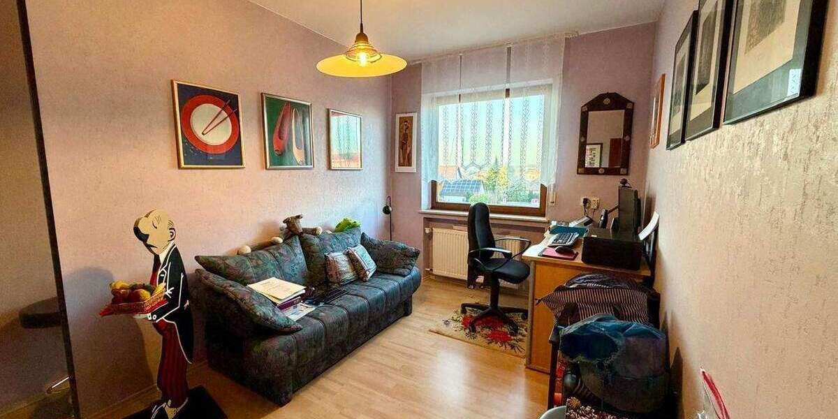 Reihenendhaus Ebern - 7 Zimmer, 170 m&sup2;, 299.500&euro; | Angebot:25665689