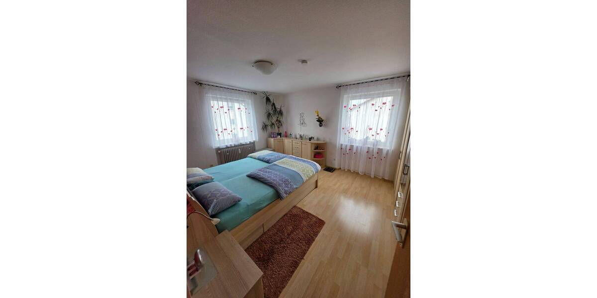 Etagenwohnung Bad Staffelstein - 3 Zimmer, 83 m&sup2;, 695&euro; | Angebot:26894496