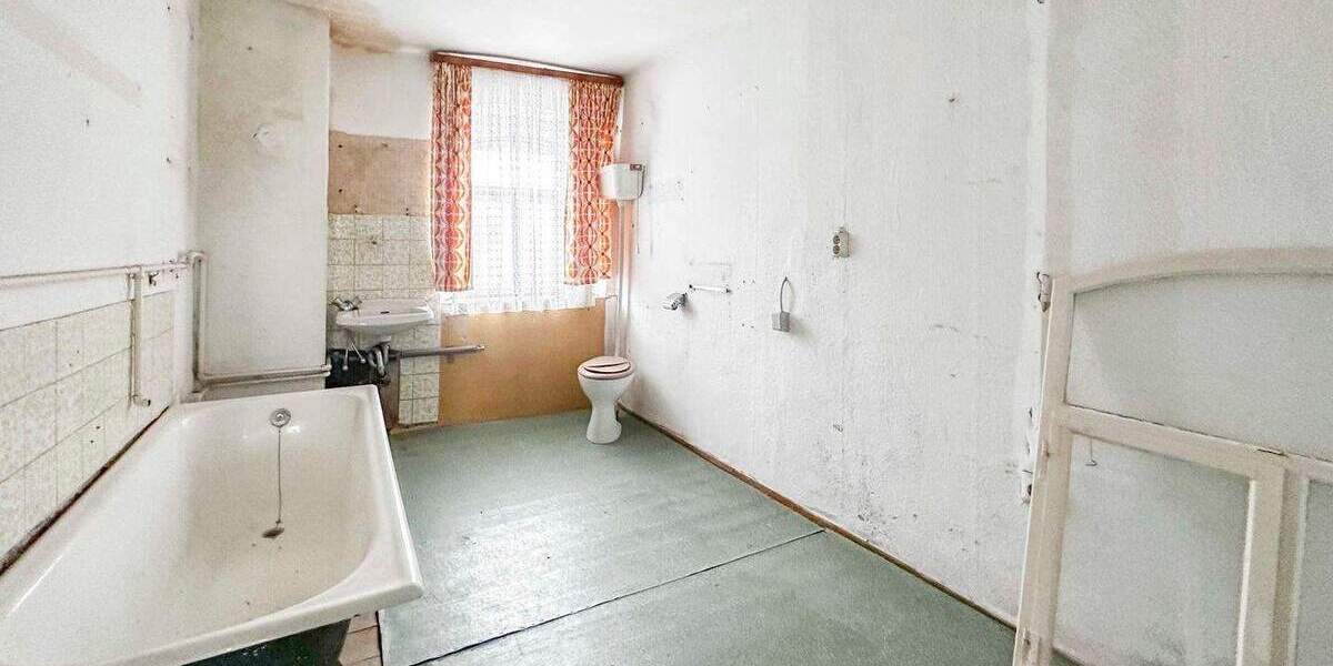 Einfamilienhaus Königsfeld - 1 Zimmer, 49.000&euro; | Angebot:25852724