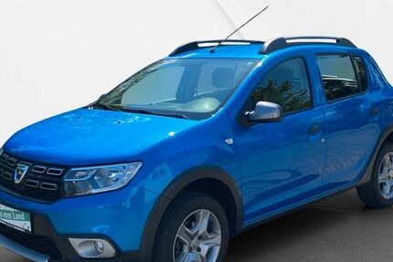 Dacia Sandero 79.700 km 9.900 &euro; Schönbrunn 96185