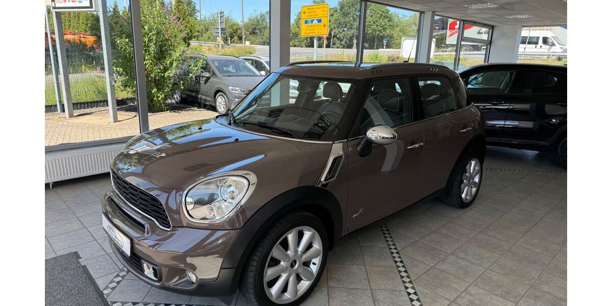Mini Countryman S (Cooper) 139.999 km 8.799 &euro; Eggolsheim 91330