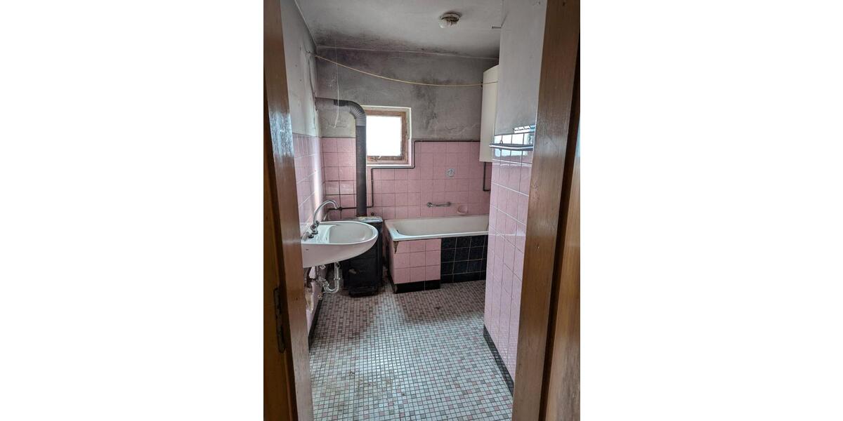 Einfamilienhaus Oberaurach - 68.000&euro; | Angebot:26038926