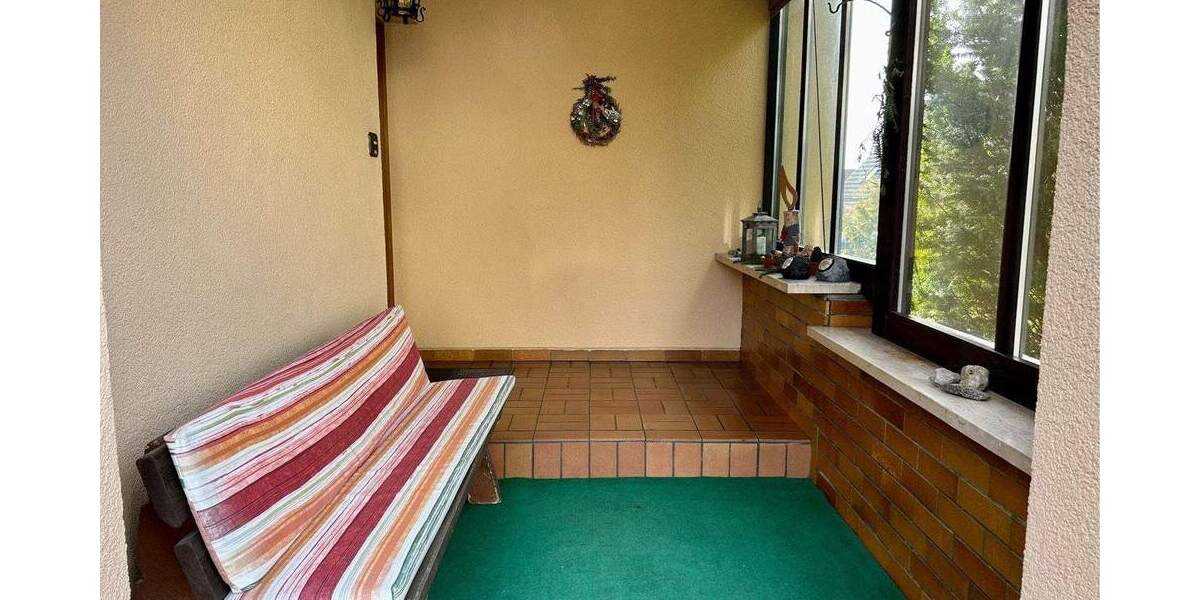 Einfamilienhaus Adelsdorf Aisch - 6 Zimmer, 122 m&sup2;, 299.000&euro; | Angebot:25677867