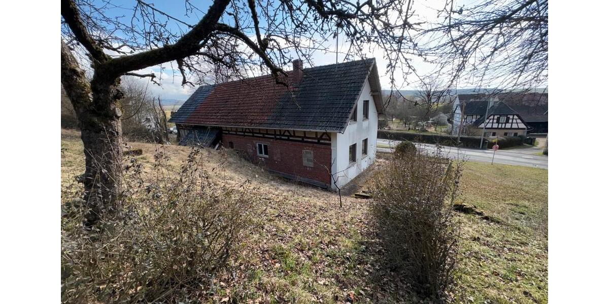 Bauernhaus, Landhaus Ebensfeld - 3 Zimmer, 110 m&sup2;, 109.000&euro; | Angebot:25868385