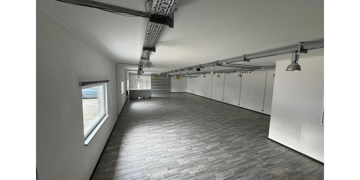 Gewerbeobjekt Adelsdorf - 1.015&euro; | Angebot:24753867