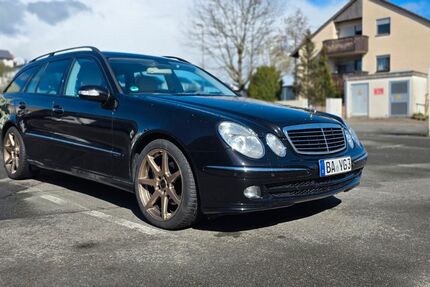 Mercedes-Benz E 320 324.506 km 3.750 &euro; Debring 96135