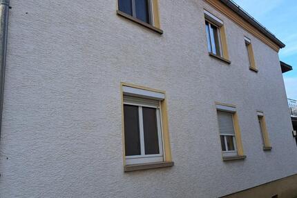 Haus Breitengüßbach - 12 Zimmer, 209 m&sup2;, 298.000&euro; | Angebot:25419228