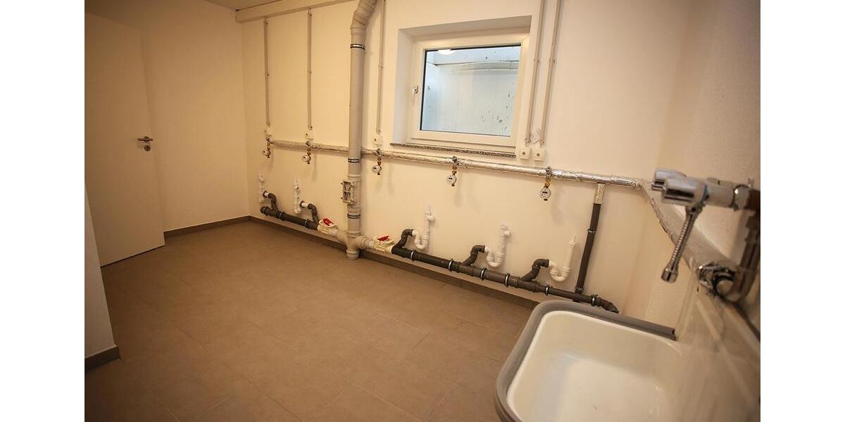 Erdgeschoßwohnung Bamberg Bamberg-Ost - 3 Zimmer, 84 m&sup2;, 1.130&euro; | Angebot:25980091