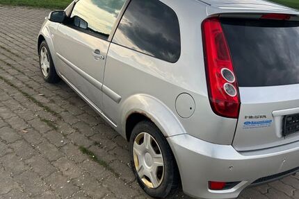 Ford Fiesta 186.248 km 600 &euro; Stadelhofen 96187