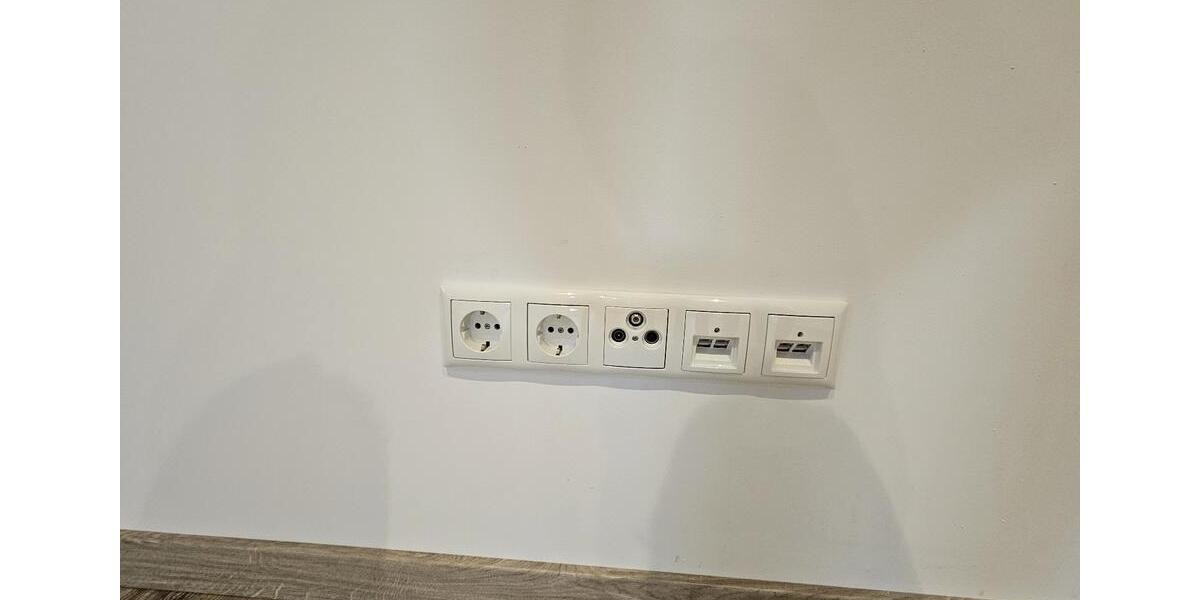 Dachgeschoßwohnung Knetzgau - 3 Zimmer, 91 m&sup2;, 860&euro; | Angebot:25705628