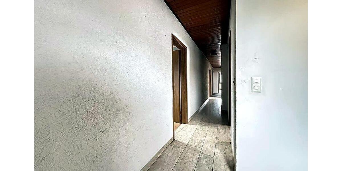 Einfamilienhaus Scheßlitz - 8 Zimmer, 315 m&sup2;, 189.000&euro; | Angebot:26636938